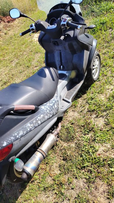 Tricilu Piaggio  Mp3 500 An 2012 Categoria B (L5E)