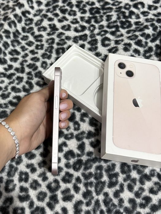 iPhone 13-128GB pink