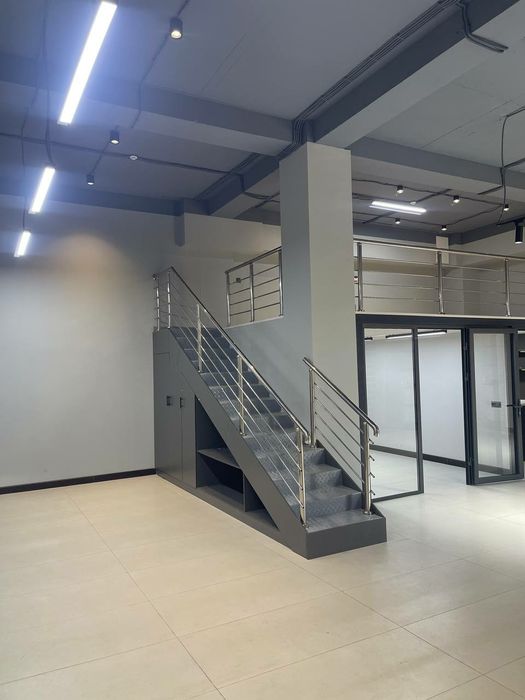 сдается офис 104 кв. м на Паркентском, Корзинка Авиатор, первая линия