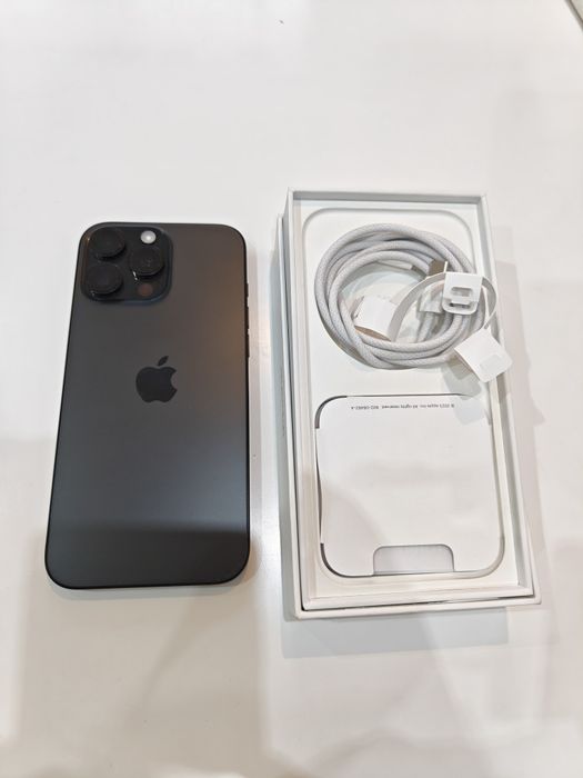 iPhone 16 Pro Max Black 256 gb