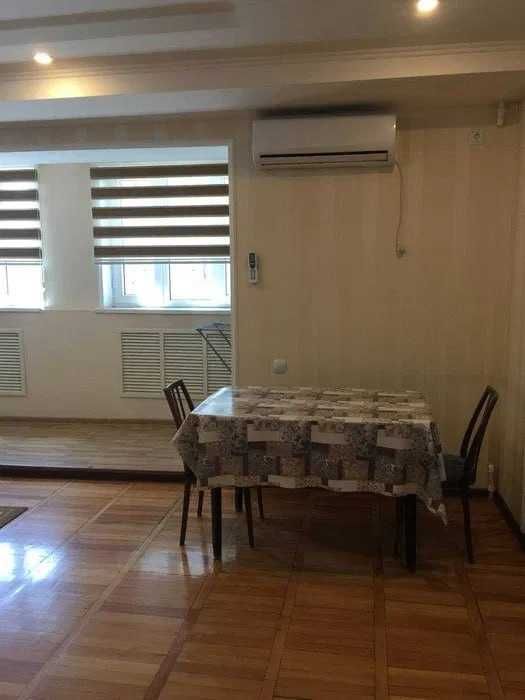 СРОЧНОЕ Сдаётся кв Туран станция метро 2/2/9 ро-н Сергели-2 !!