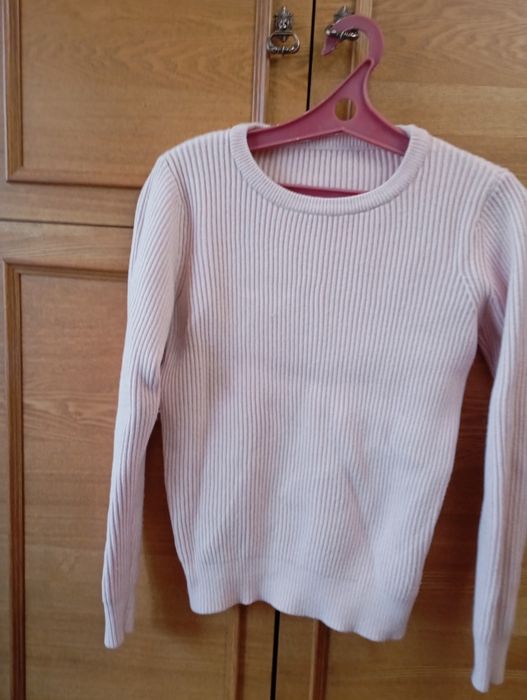 Продам вещи на девочек подростков