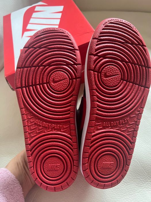 Nike маратонки за дете