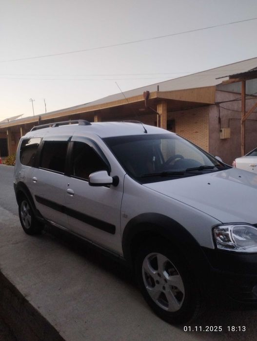 Lada Largus Lada Largus