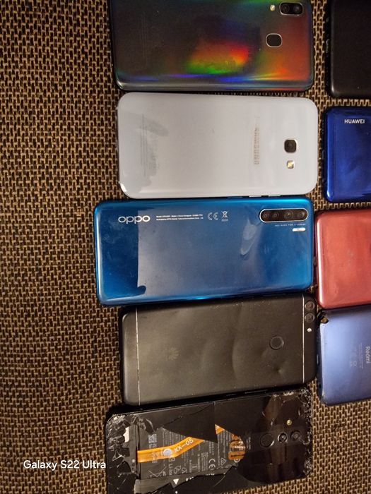 Lot telefoane pentru piese sau reparatie 25 lei bucata ecrane sparte