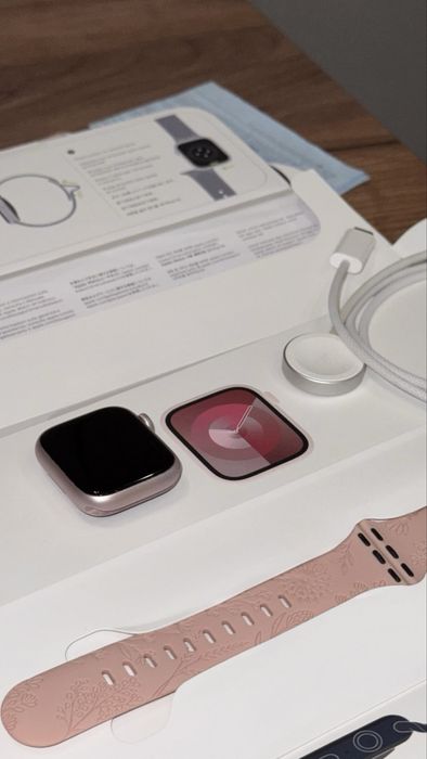 Apple Watch 9 Розовый