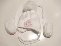 Зимна Бяла плетена бебешка шапка 12м