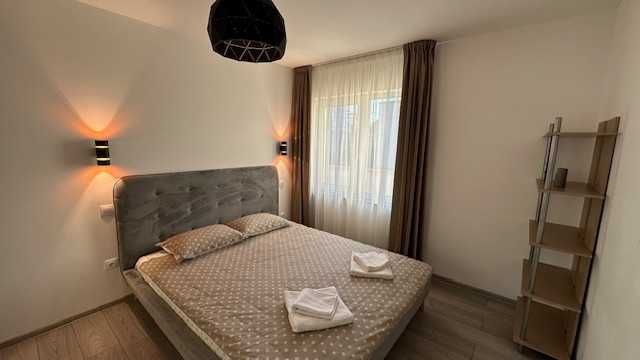 Inchiriez apartament 3 camere, parcare, terasa ,60mp Buna Ziua-Fagului