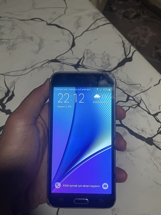 Samsung Galaxy j3 2016