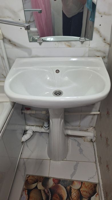 Продам раковину б/у в хорошем состоянии, самовывоз