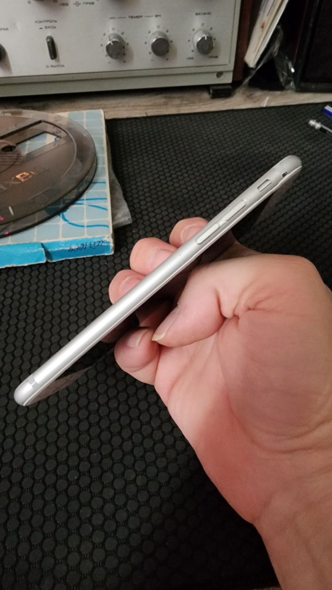 Iphone 6 silver 64gb ishlamaydi