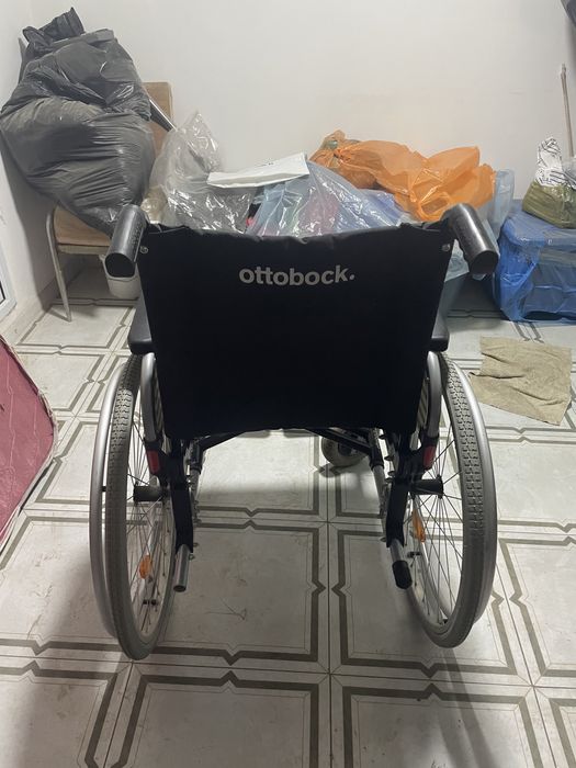 Инвалидная коляска в отличном состояний