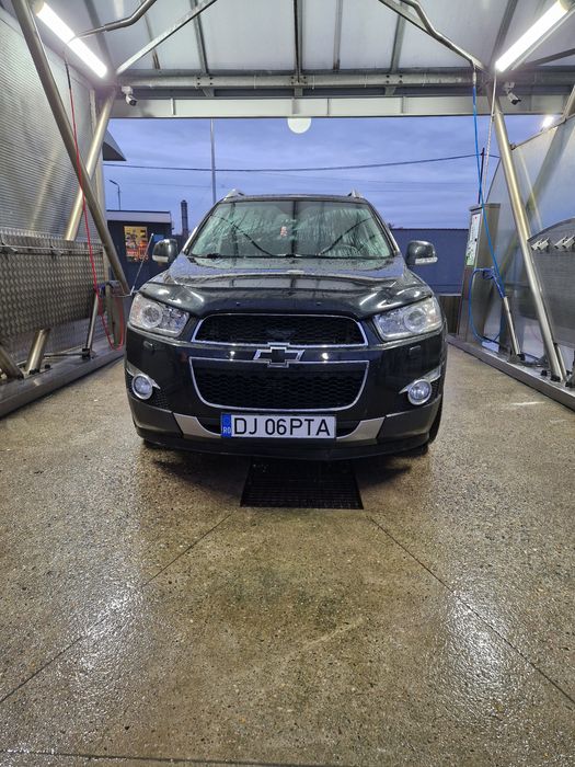 Vând Chevrolet captiva