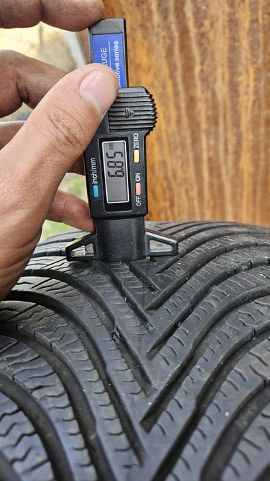 4бр гуми 215 55 16 мишелин