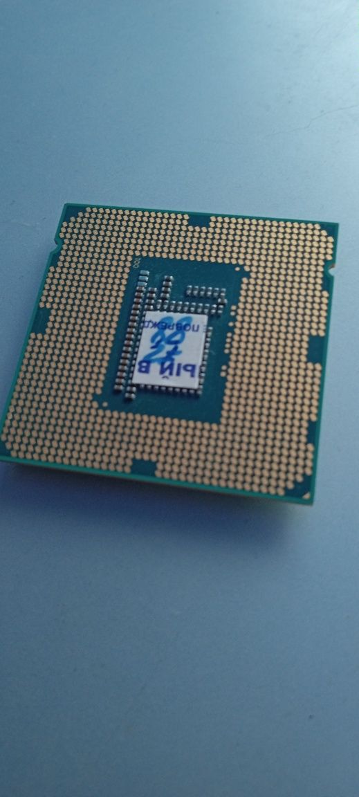 Продаю процессор intel i3-3220 сокет LGA1155