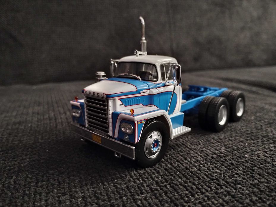 Америкнски камион Dodge LCF CT 900 (1963) + Полуремарке , 1:43