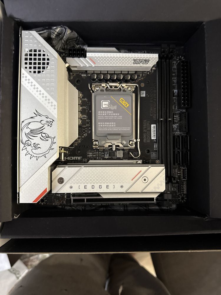 Msi mpg edge z790i itx plata