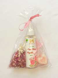 Комплект-Розова вода,сапун с аромат на роза и торбичка с цвят от роза.
