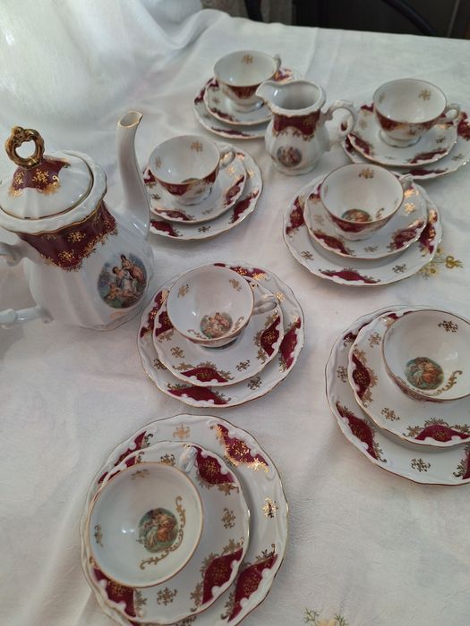 Чайный сервиз на 7 персон