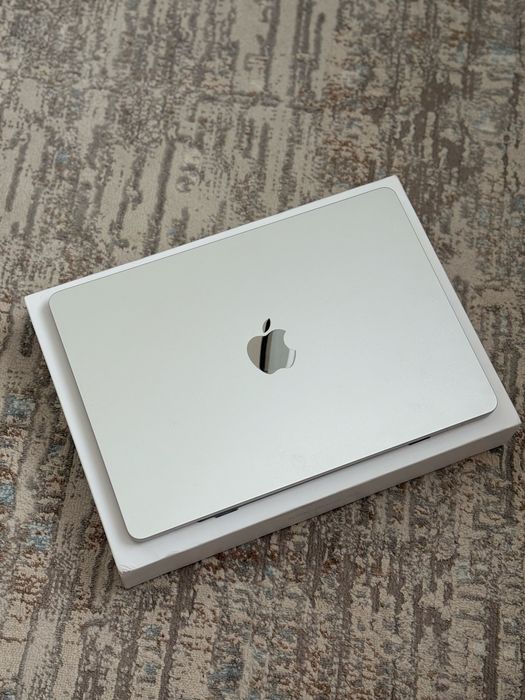 Mac book air m2 идеальный