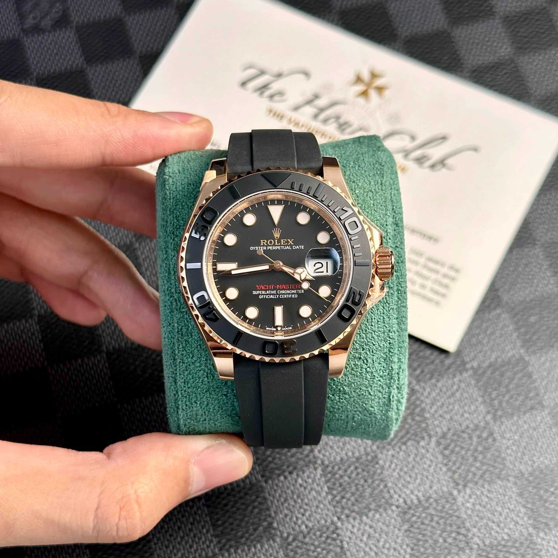 Rolex Yacht-Master 40mm розово злато / каучук