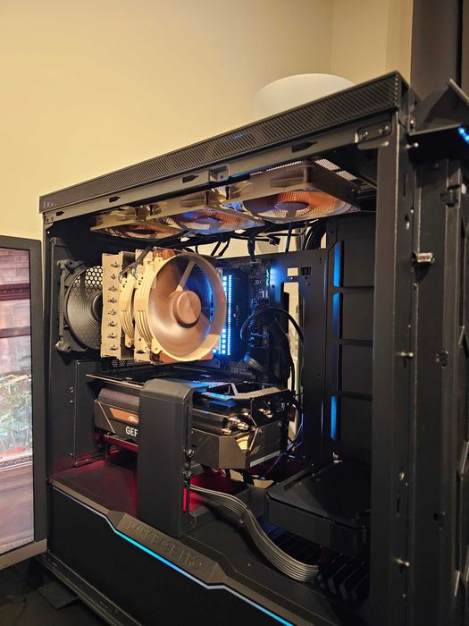 Placa video PC ASUS GeForce RTX™ 4080 16GB GDDR6X Noctua OC Edition