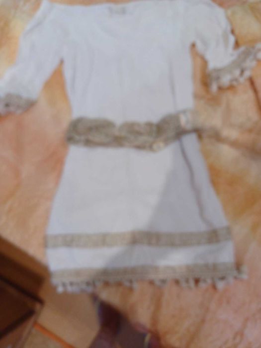 Продавам рокля много добро състояние