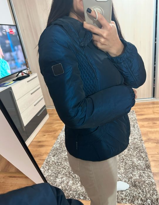 Geaca Armani marimea S