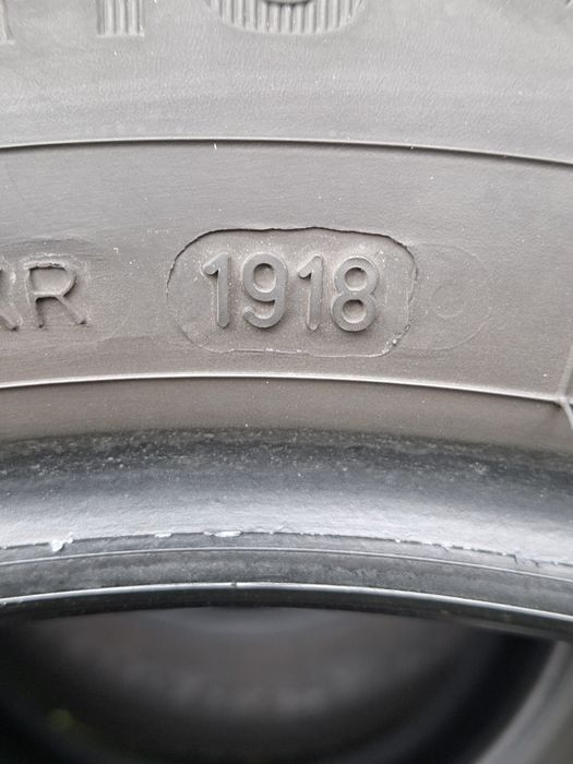 Patru anvelope de iarnă DUNLOP 185 /60 R15