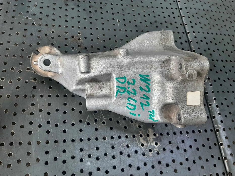 suport motor dreapta  2.2 cdi 651 mercedes c-class w204  e-class w212   a6512233504