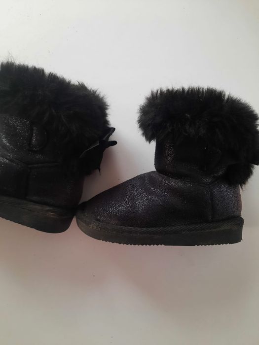 Ugg pt copii ,mărimea 22