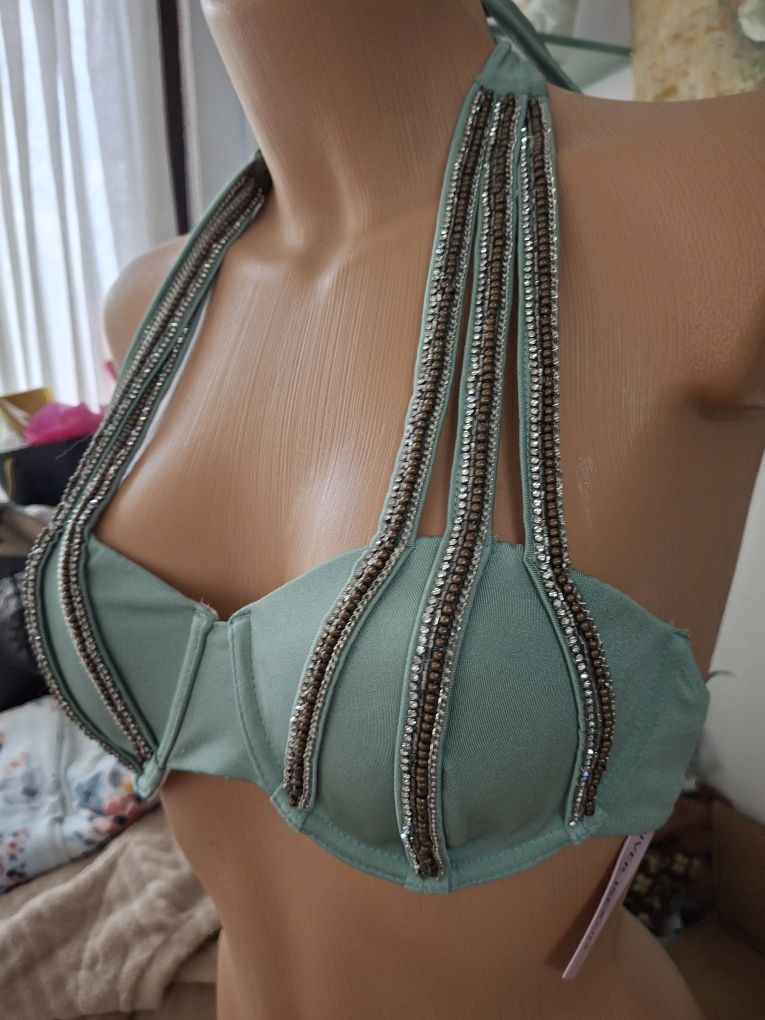 Бански горнище ,р 36С. River Island