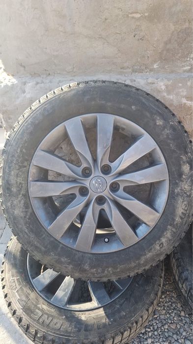 Шины зимние.