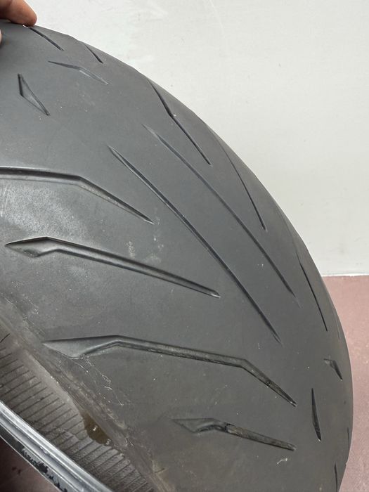 190/55/17 Pirelli anglle gt 2 dot2023