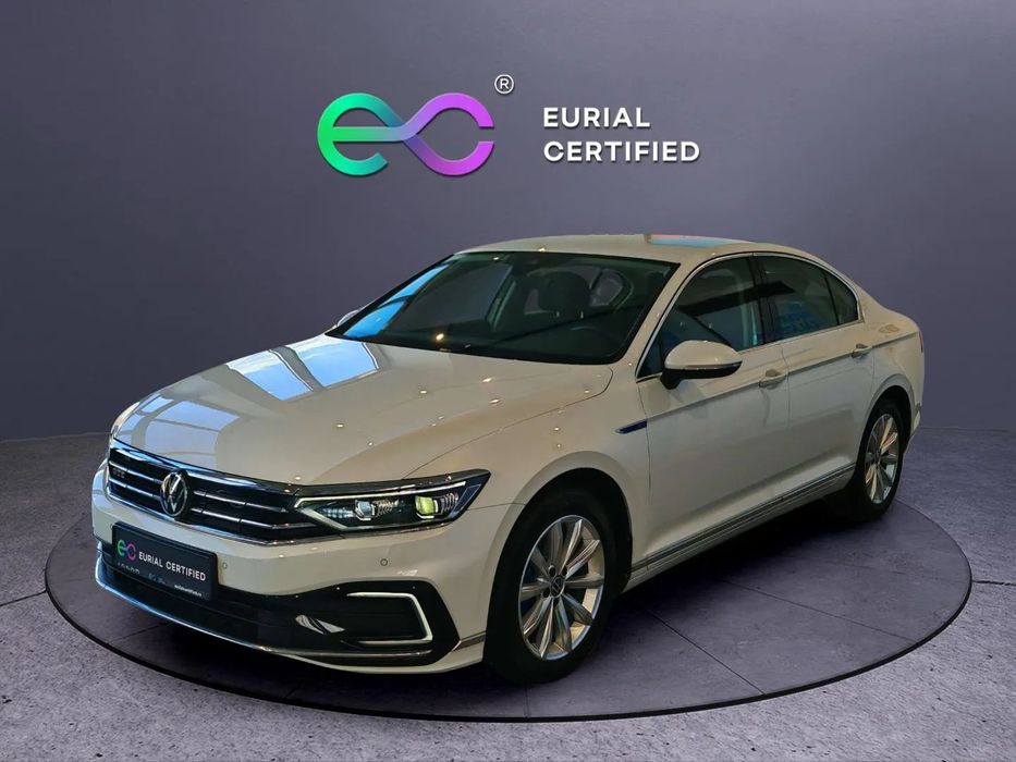 Volkswagen Passat Volkswagen Passat GTE 1.4 TSI Business - Hibrid - Automatic - 156 CP