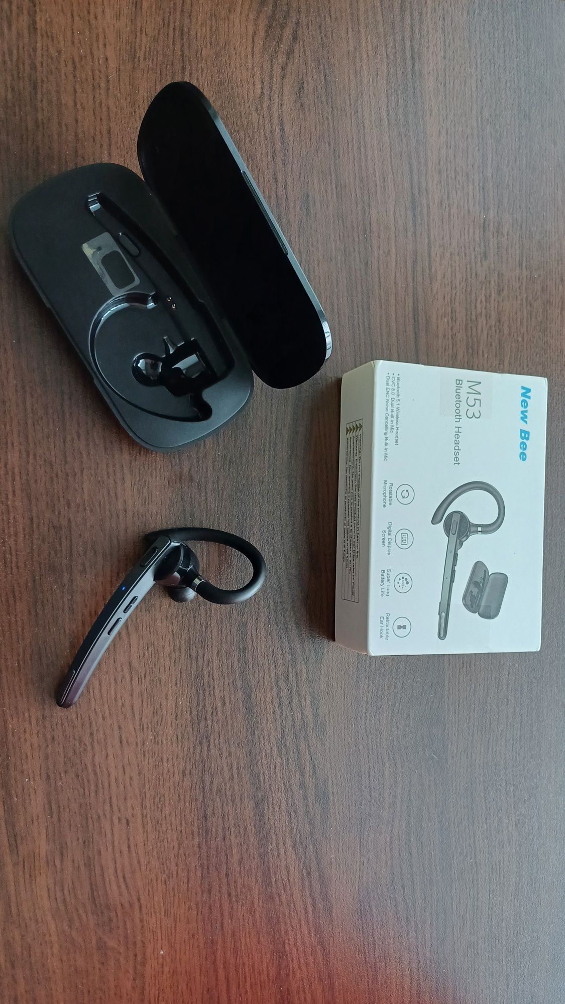 Продавам блутут слушалка New Bee M53
