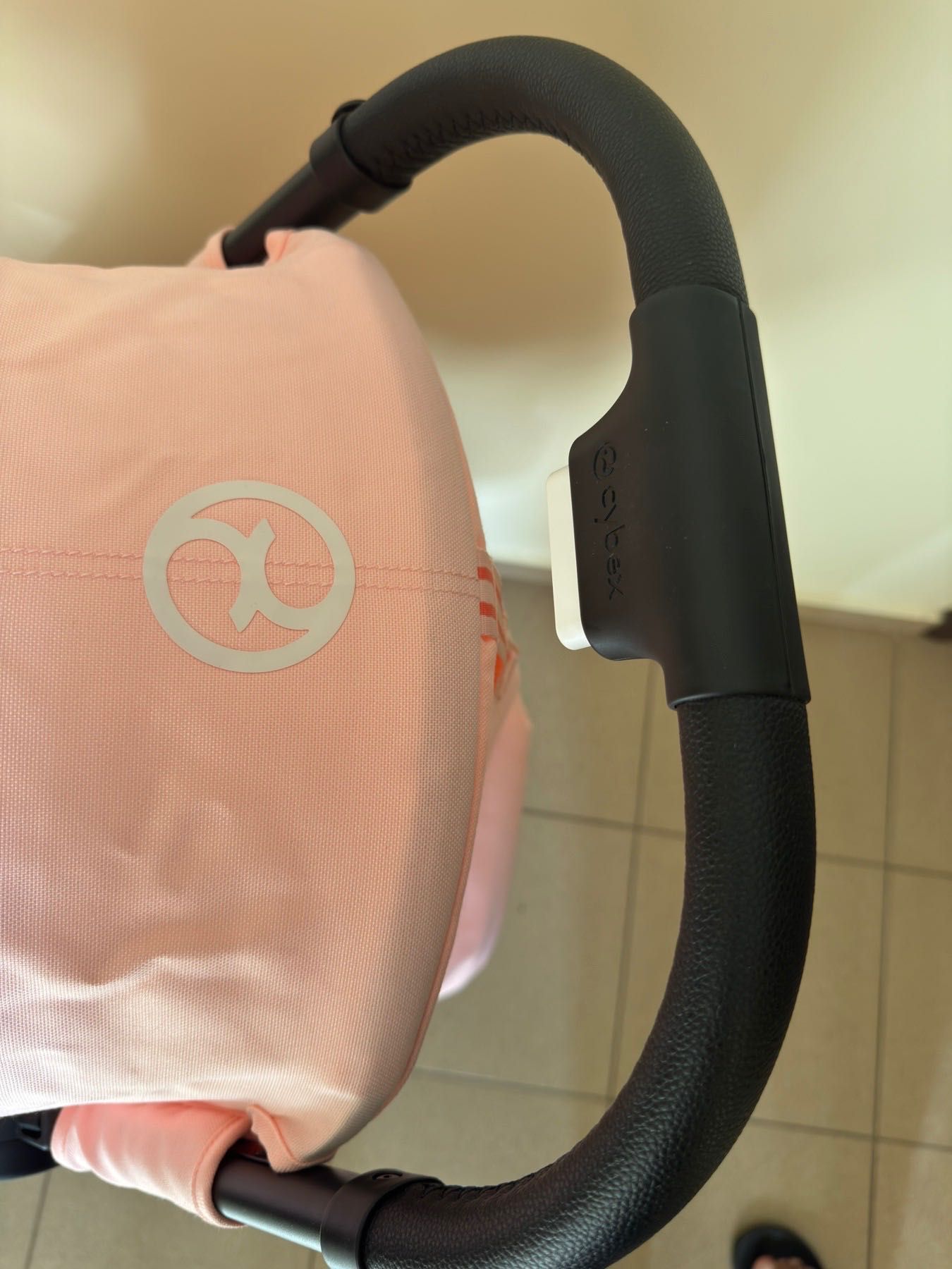 Cybex Beezy в отлично състояние