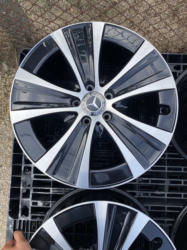 18 цола 5 х 112 мм Мерцедес Спорт Пакет , Е Класа , W 213 , Mercedes