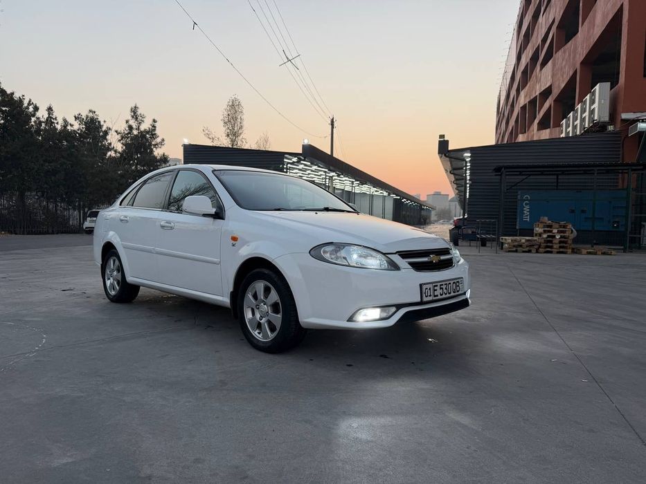 Jentra 2019 yil 3 pozitsya qilingan