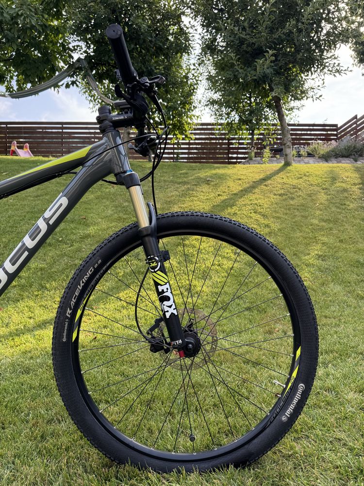 Bicicleta Focus Black Forest Ltd roti 29 deore xt furca aer fox