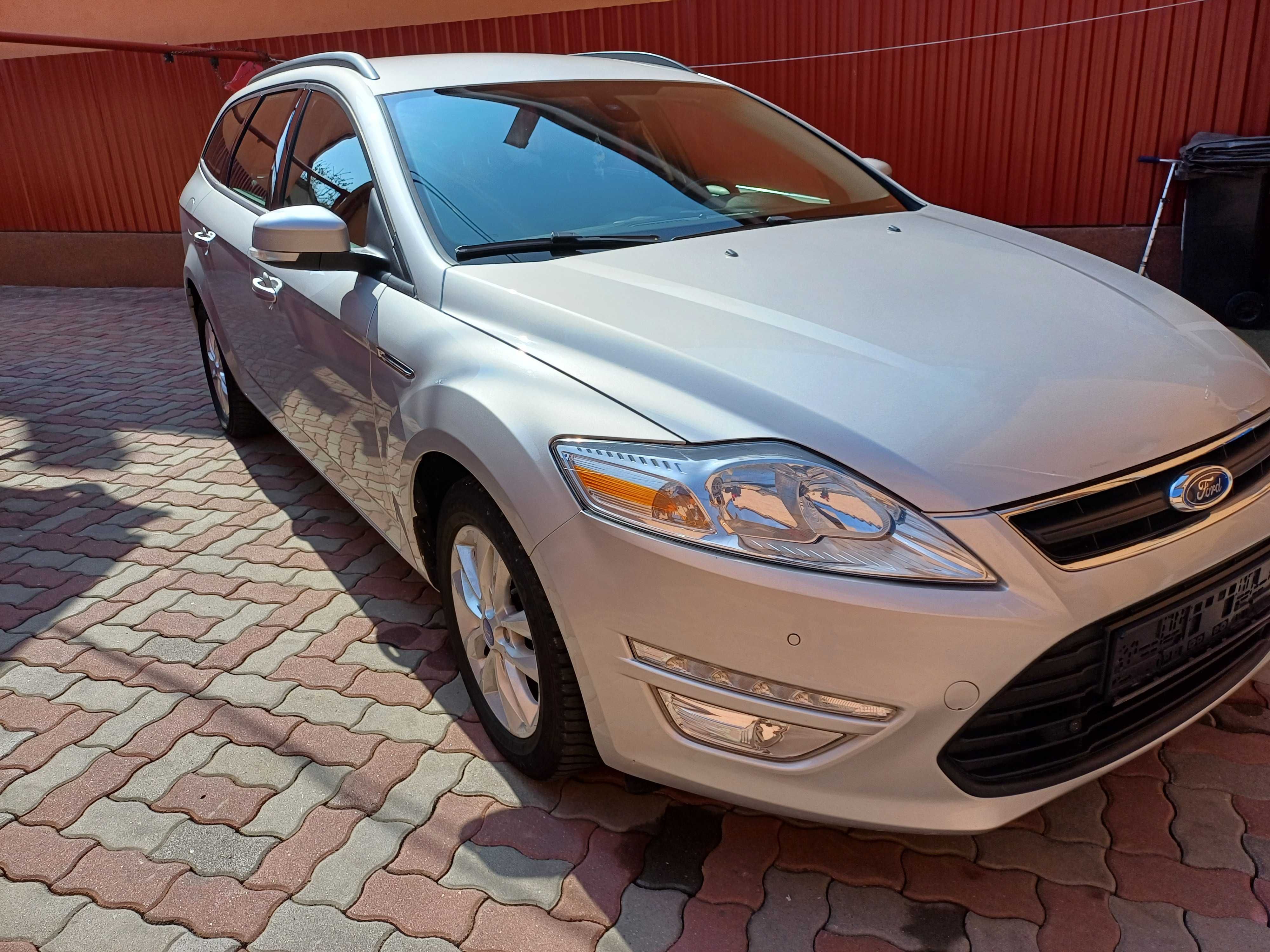 De  vinzare ford mondeo 2013 recent adus germania