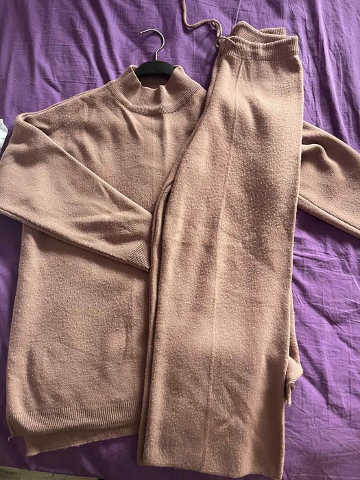 Модерни дамски комплекти