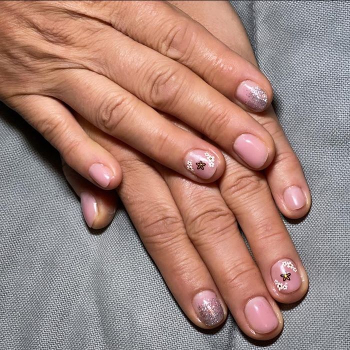 Manichiură cu gel – la preț accesibil!