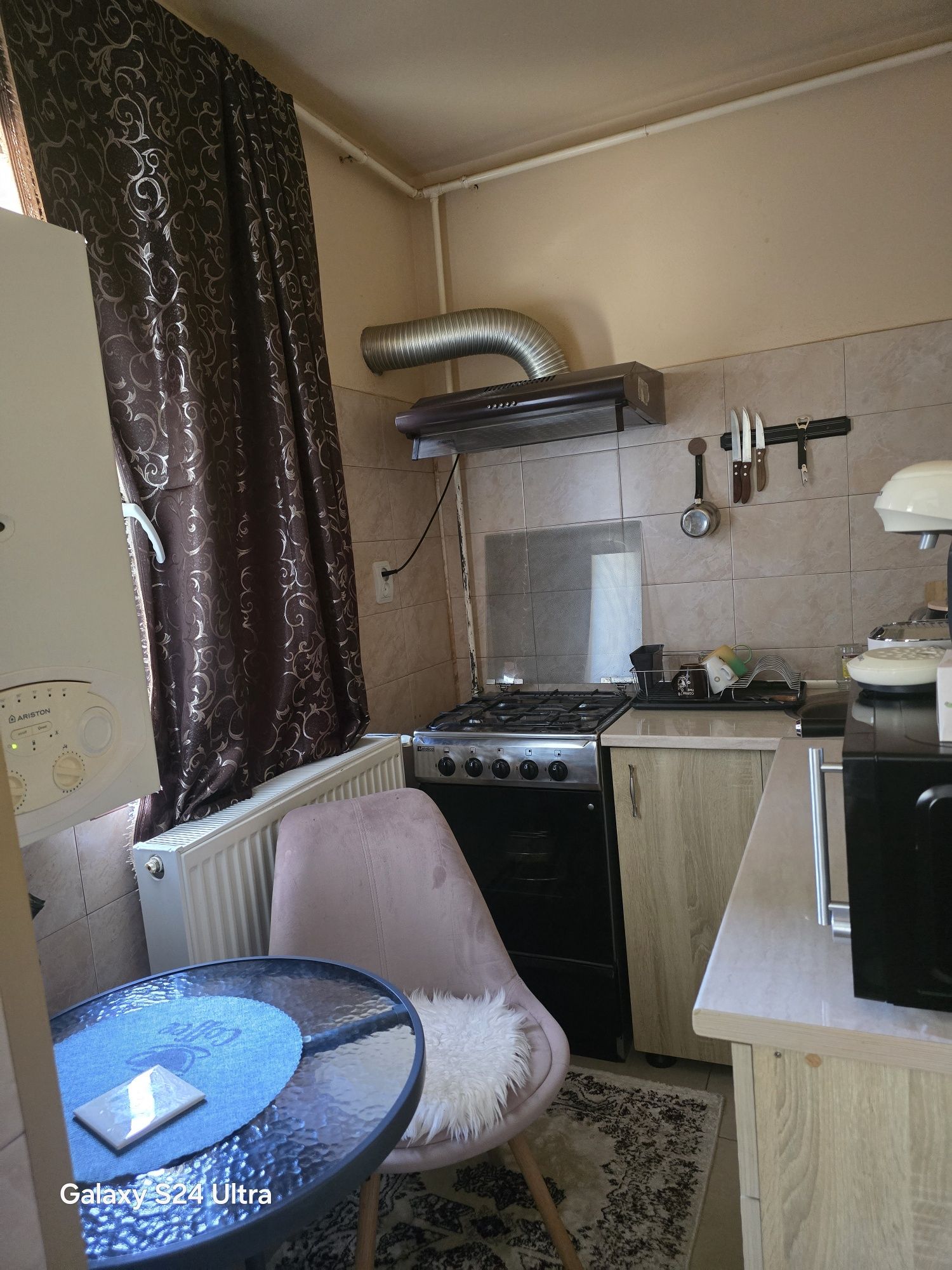 Garsonieră la cheie !