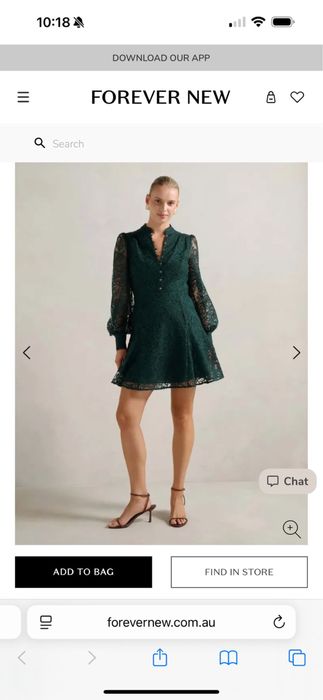 Rochie verde din dantela cu nasturi bijuterie