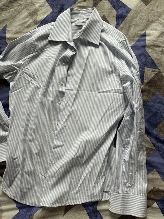 Продавам ризи и дамско бяло сако