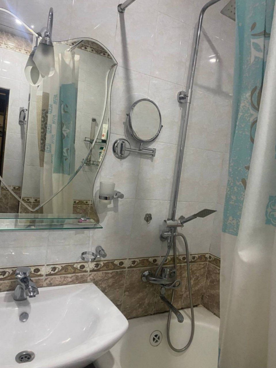 Юнусабад 4 кв Универсам