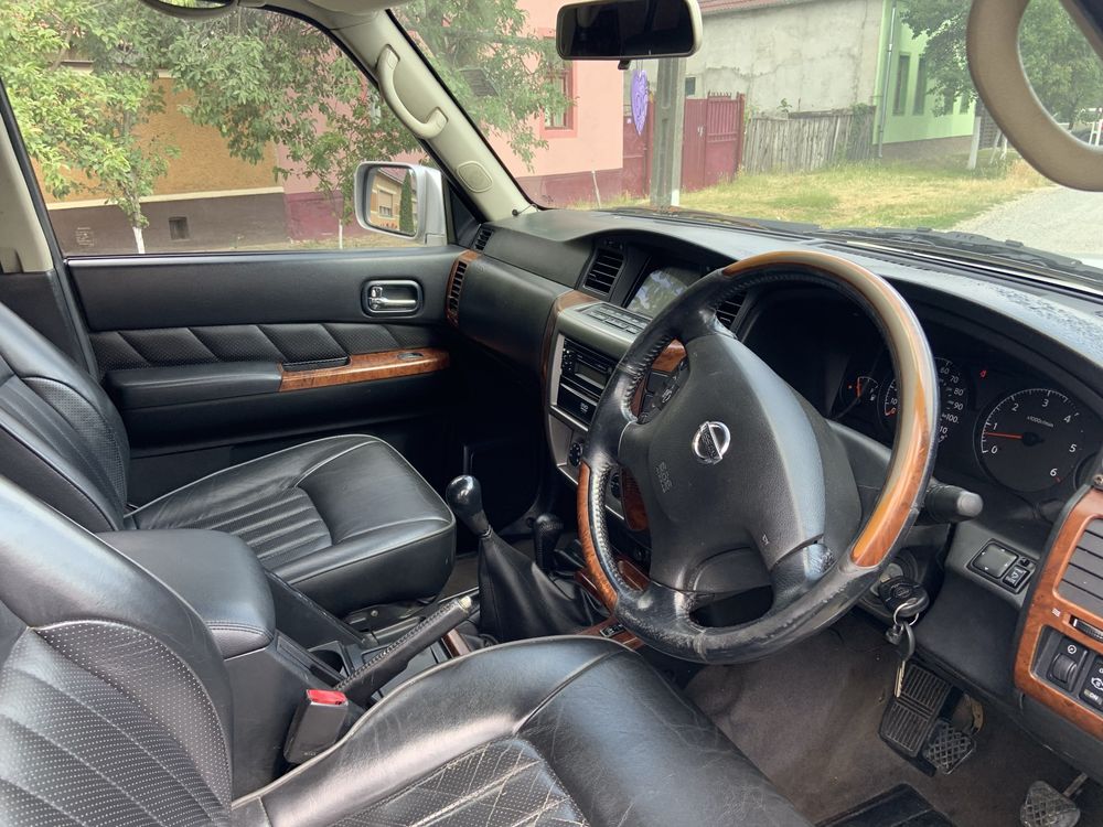 2005 Nissan patrol