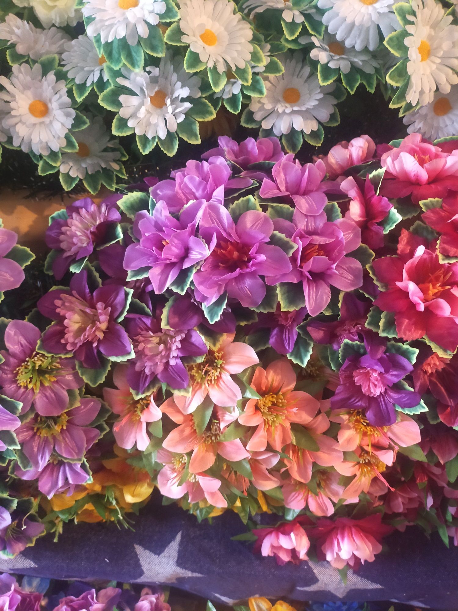 Продам искусственные цветы