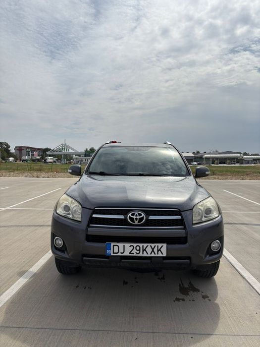 Toyota rav4 2.2d 2010